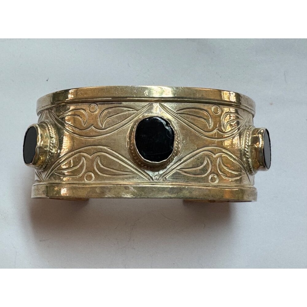 Size 6.5 Unbranded 925 Sterling Silver Cuff Bracelet w/ 3 Black Gemstones